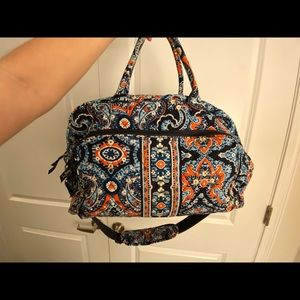 Vera Bradley travel bag